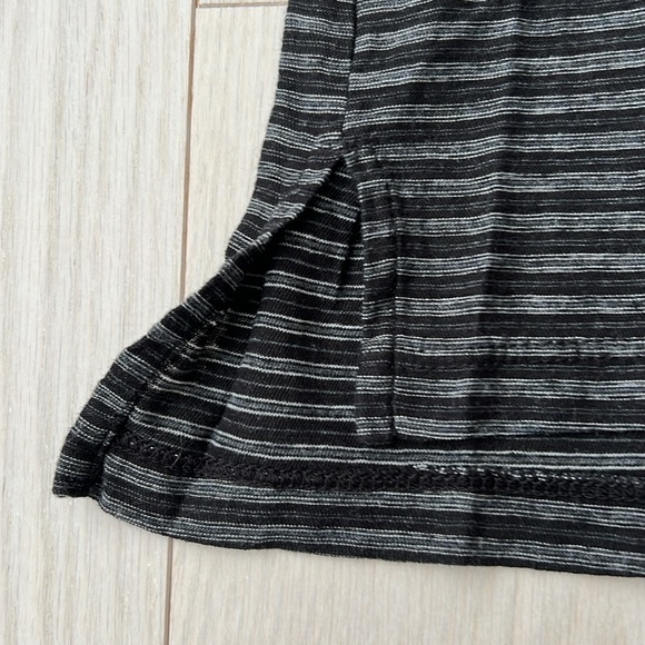 JAMES PERSE Split Hem STRIPED TEE Black Grey - Picture 3 of 5